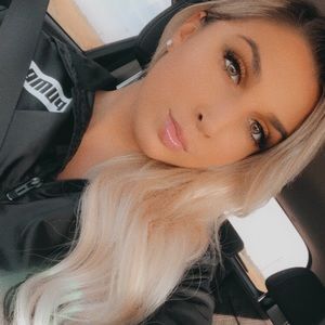 Meet your Posher, Marianna